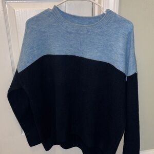 Vince Camuto Blue and Black Crew Neck Sweater